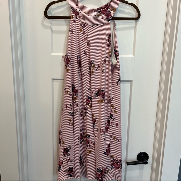 Three pink hearts dress Style 26R4551Gpi Size Large Pink With Flowers High Neck - Picture 1 of 7